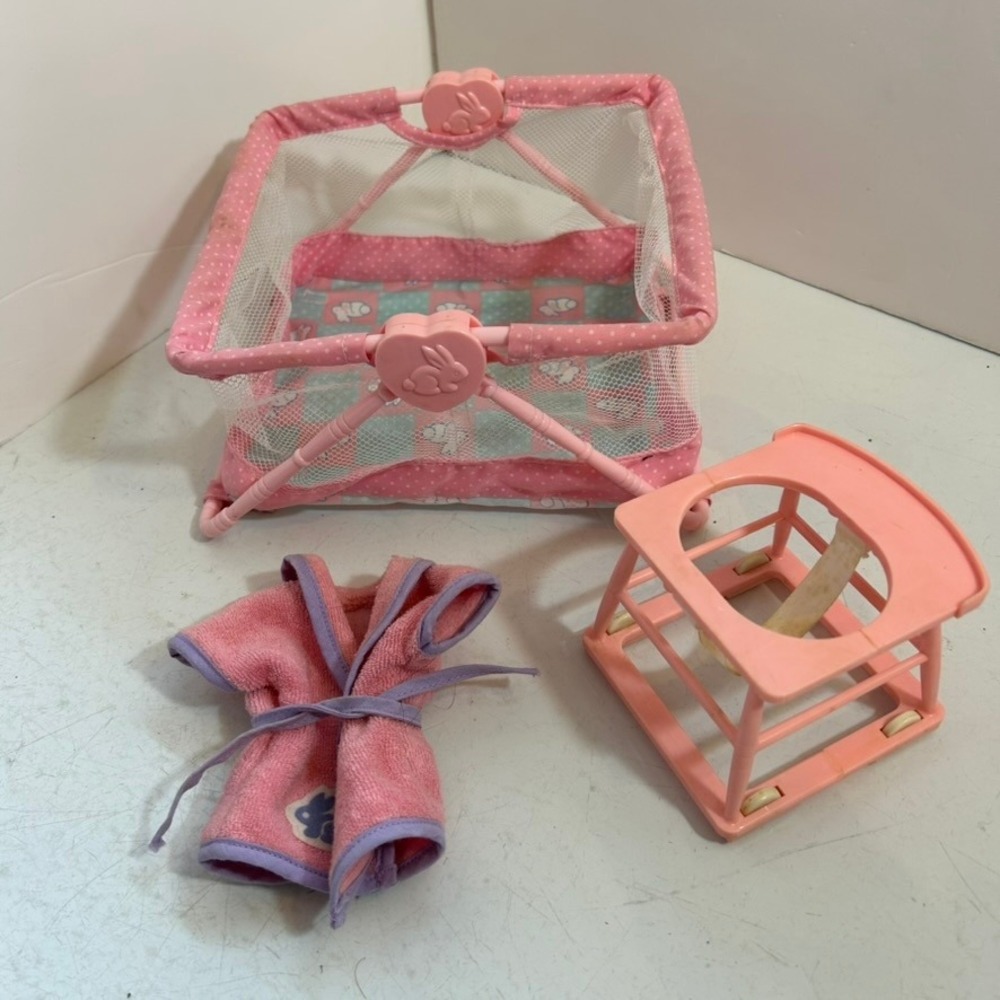 Vintage 1988 Galoob Baby Doll Accessories‎ Playpen Walker Robe Pink Rabbit Set